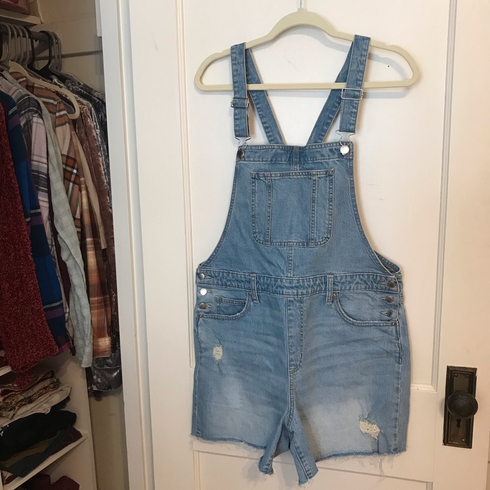🔹Universal Thread Overalls 🔹